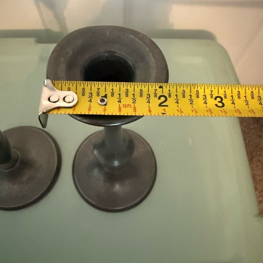 Vintage Brewster Pewter | Pair of Candlestick Holders | 4527 - Picture 7 of 8